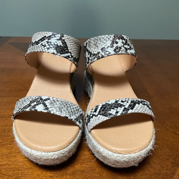Snakeskin Slip-on Espadrille Wedges - Picture 3 of 9
